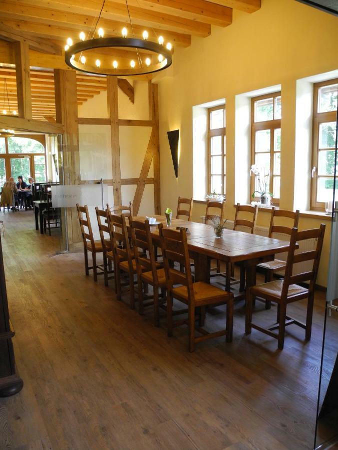 Gaestehof Cafe Im Schafstall Barsinghausen Exterior foto